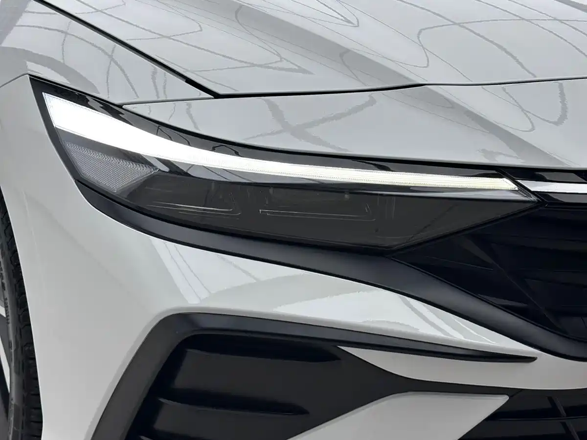 Hyundai Elantra, фото 15