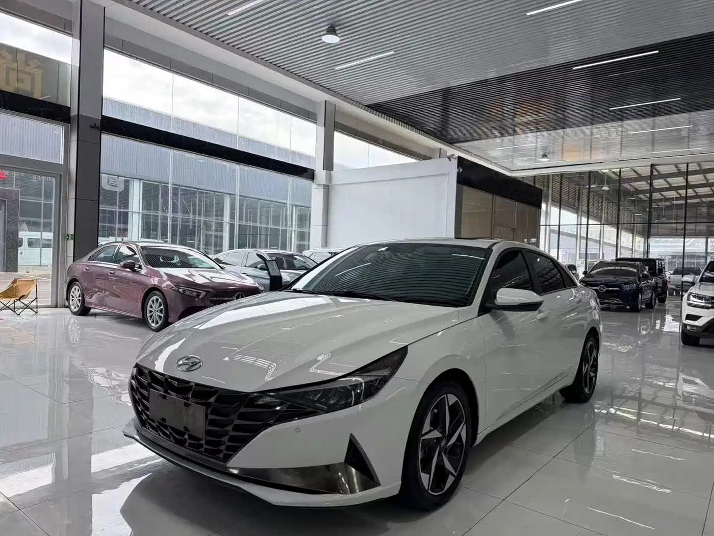 Hyundai Elantra, фото 1