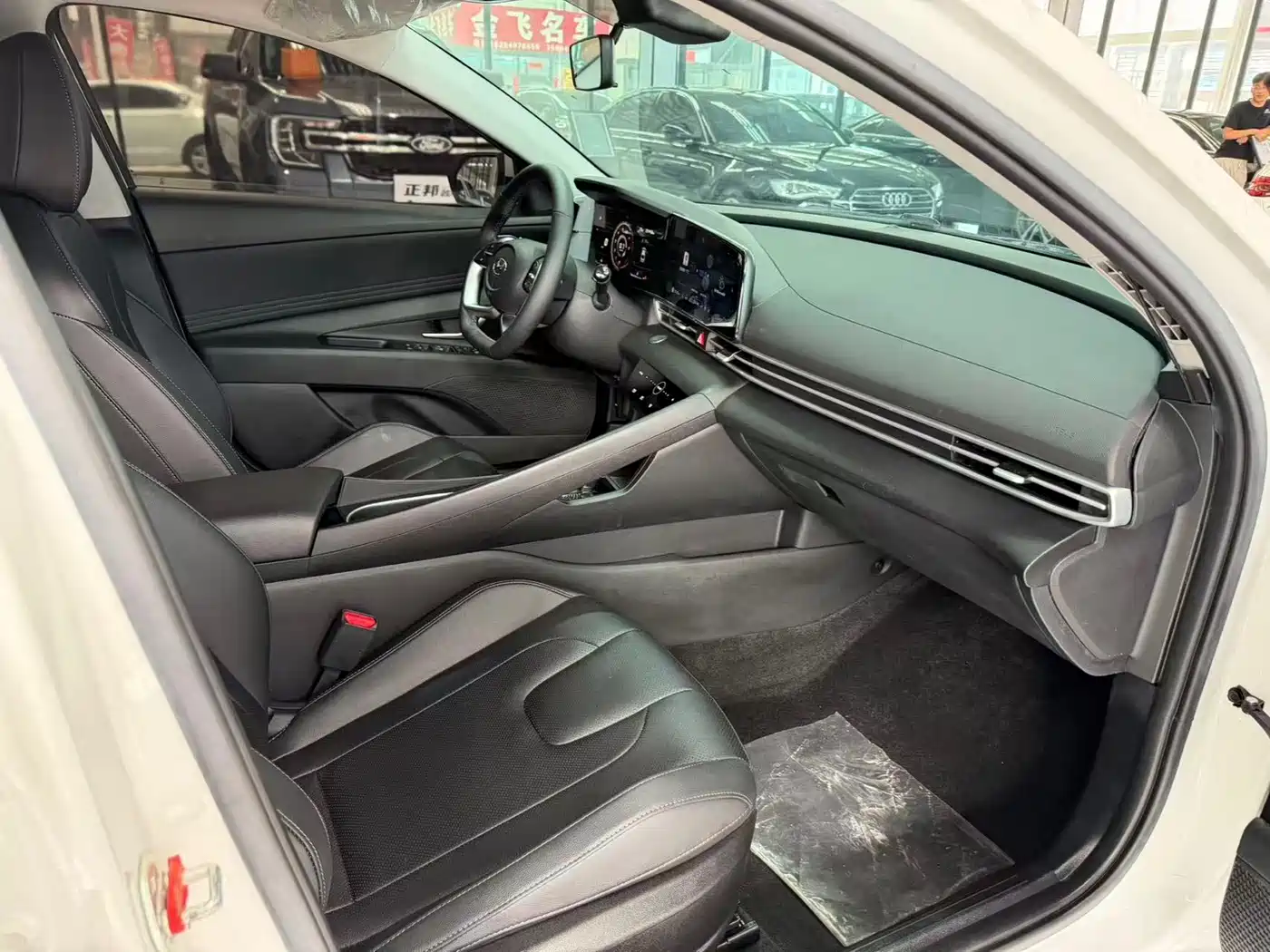 Hyundai Elantra, фото 13