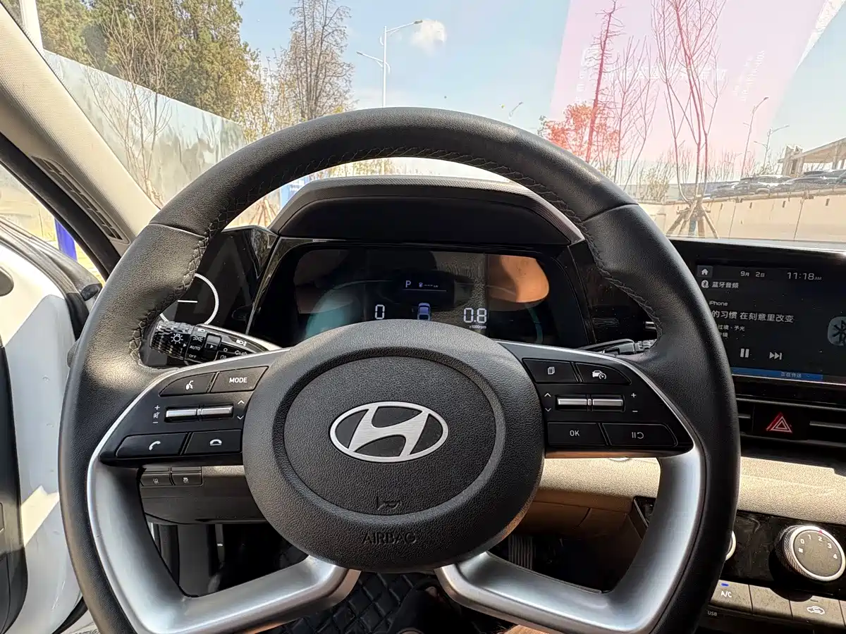 Hyundai Elantra, фото 7