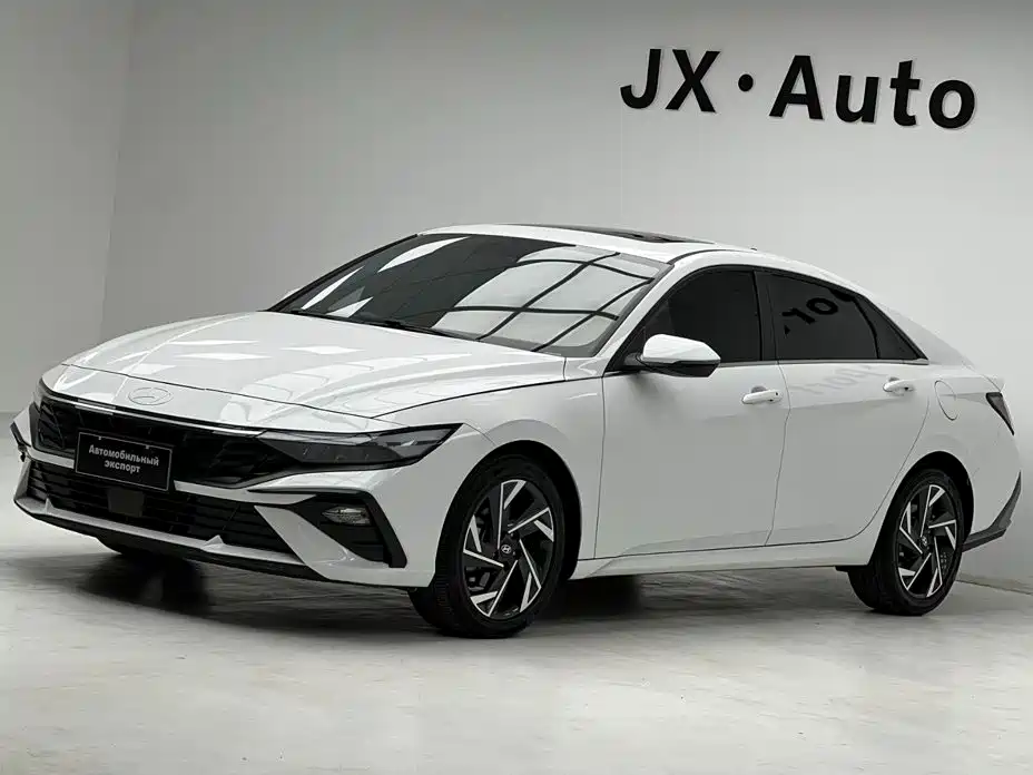 Hyundai Elantra, фото 1