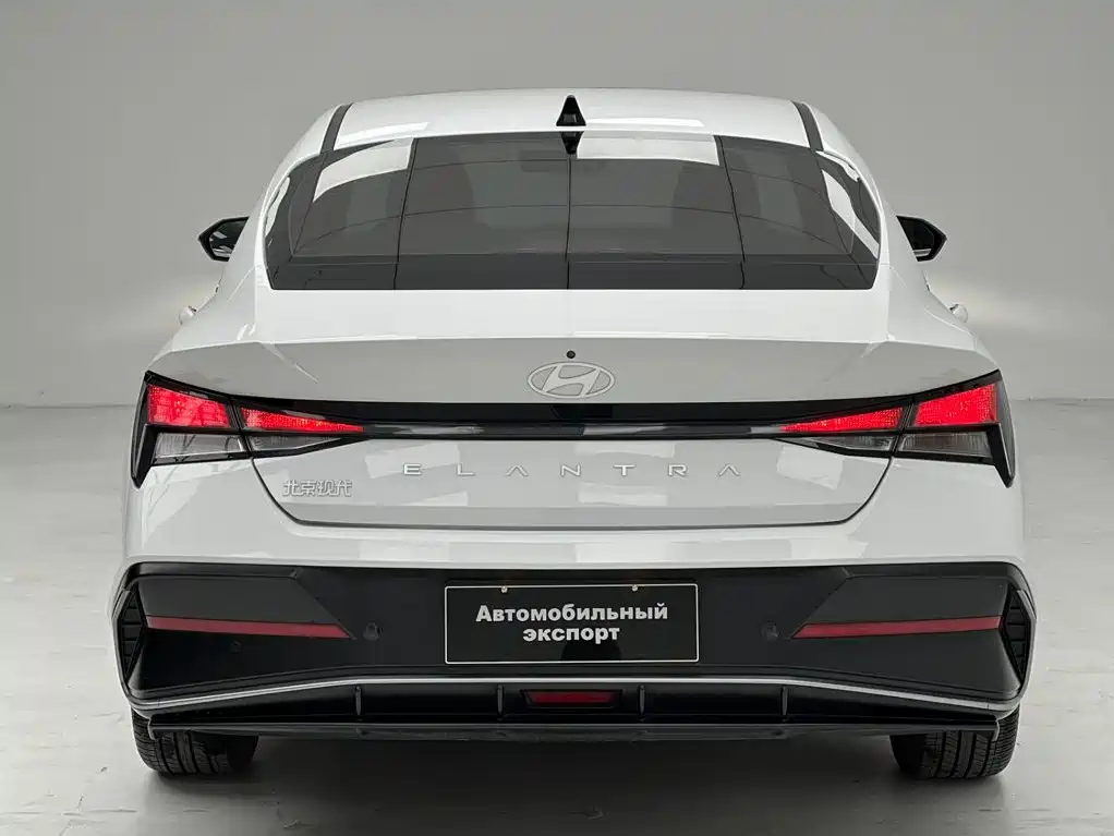 Hyundai Elantra, фото 4