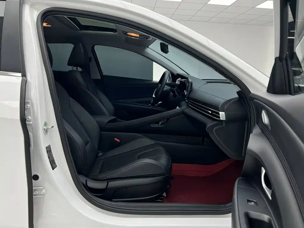 Hyundai Elantra, фото 8