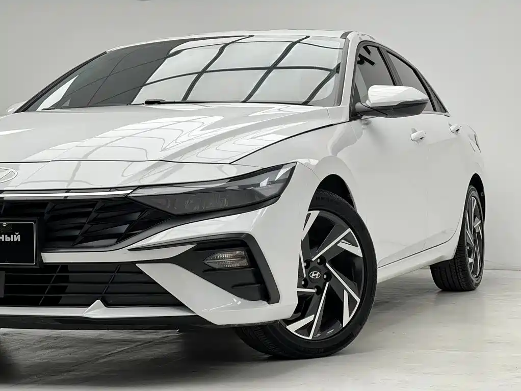 Hyundai Elantra, фото 17