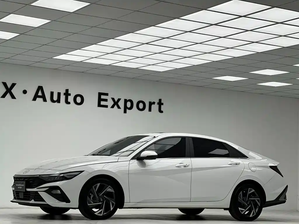 Hyundai Elantra, фото 21