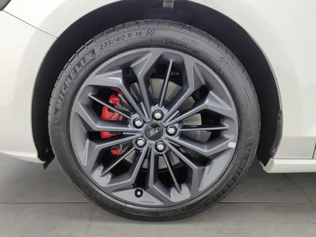 Ford Focus, фото 9