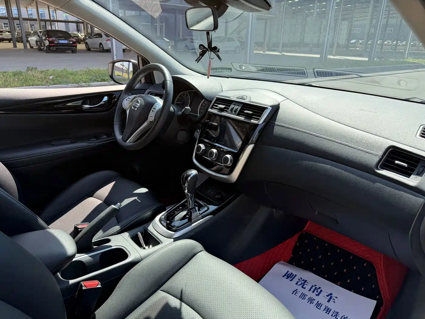 Nissan Tiida, фото 8