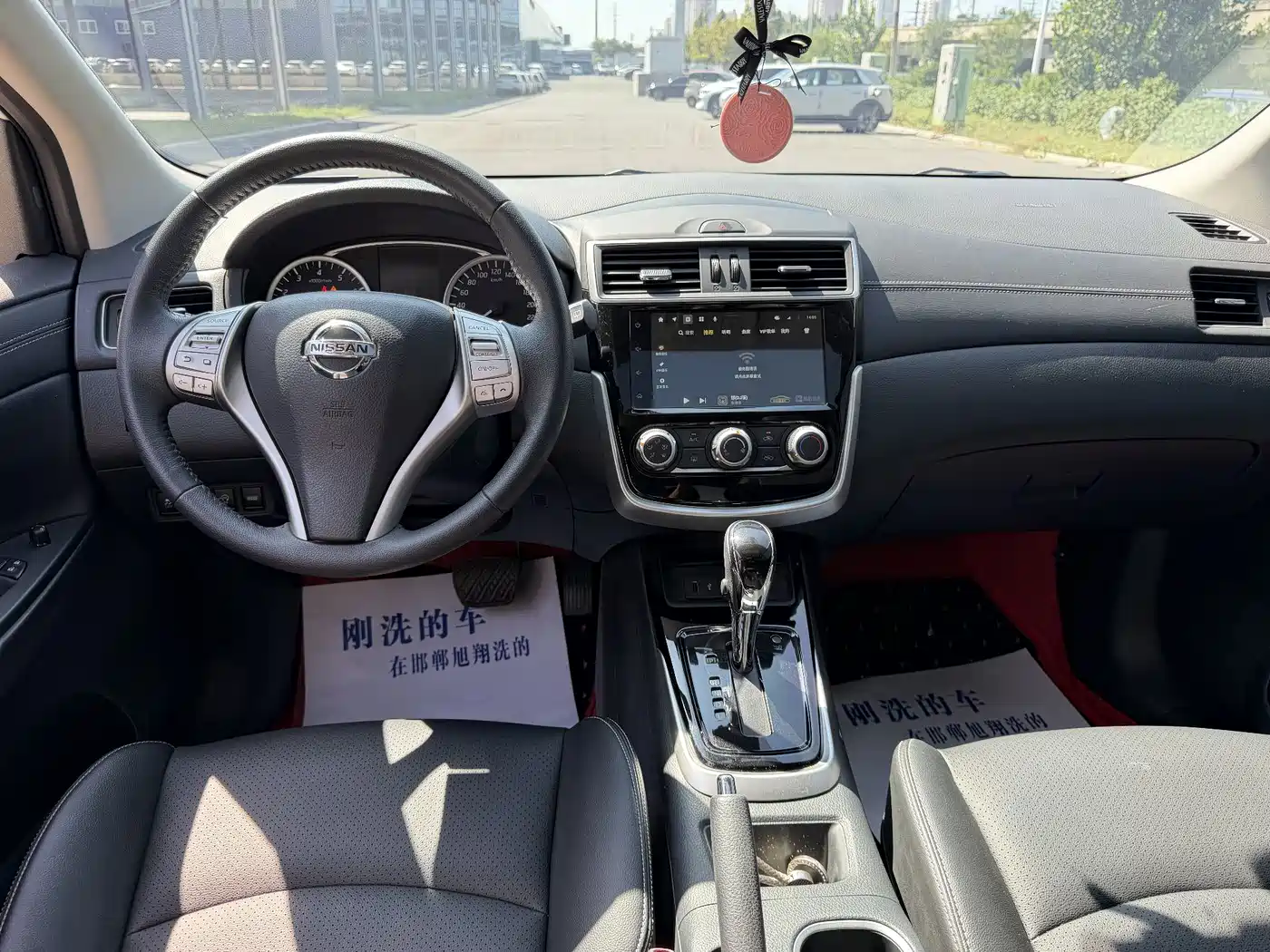 Nissan Tiida, фото 9