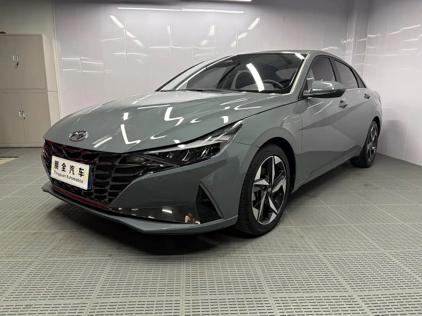 Hyundai Elantra, фото 1