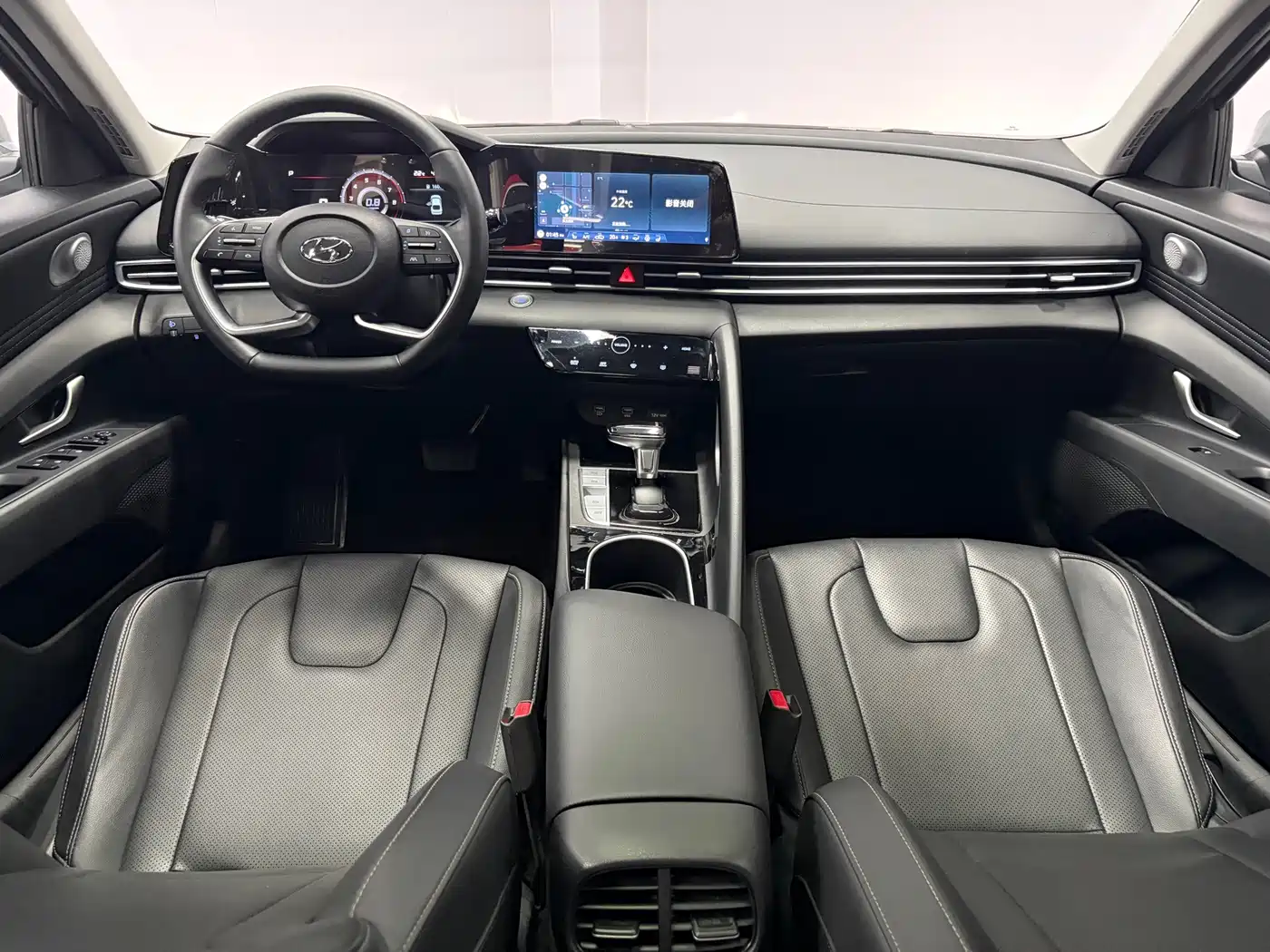 Hyundai Elantra, фото 3
