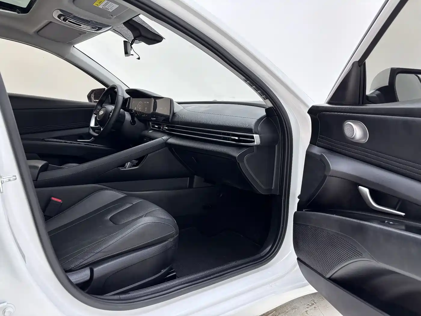Hyundai Elantra, фото 20
