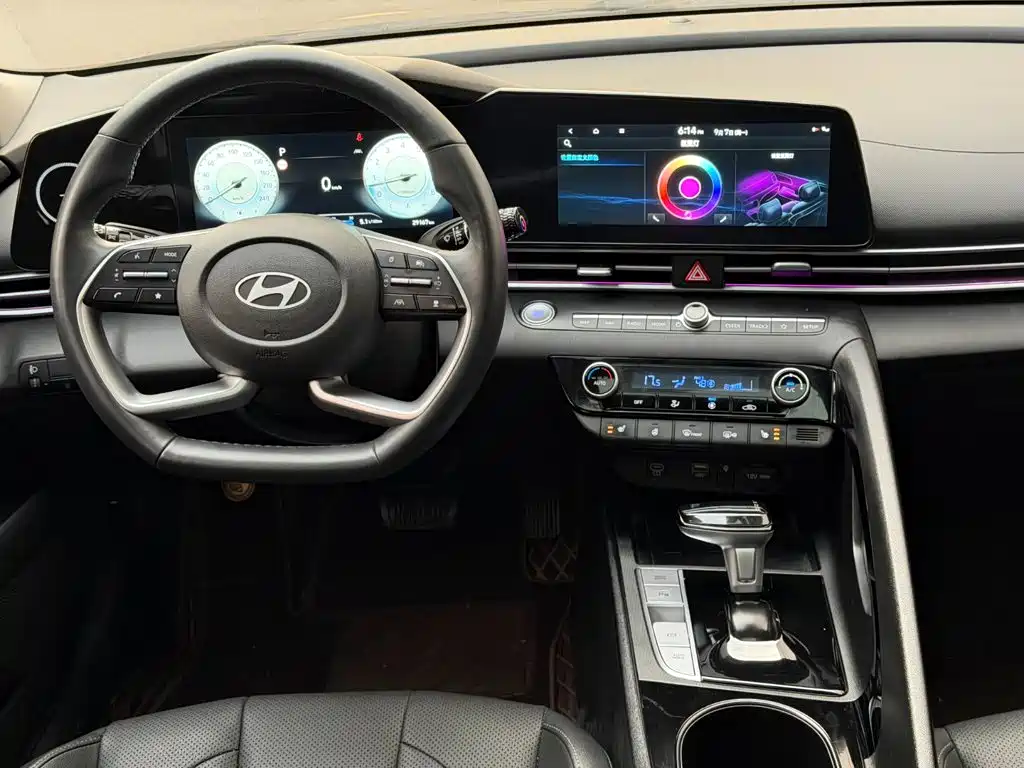 Hyundai Elantra, фото 9