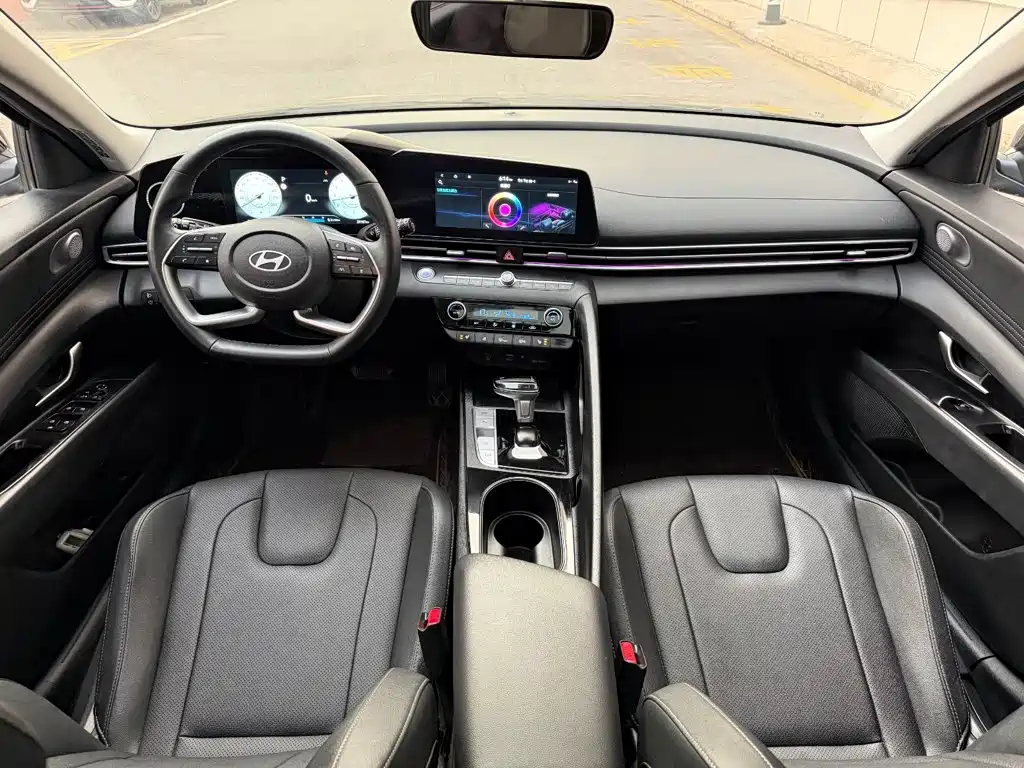Hyundai Elantra, фото 10