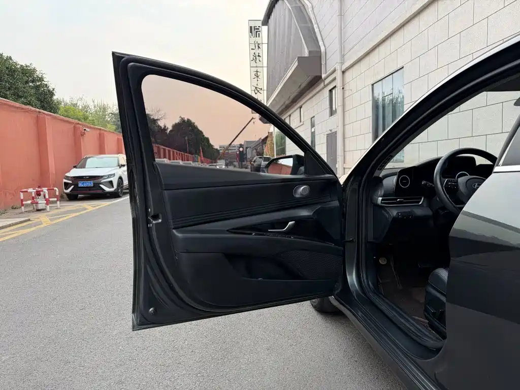 Hyundai Elantra, фото 14