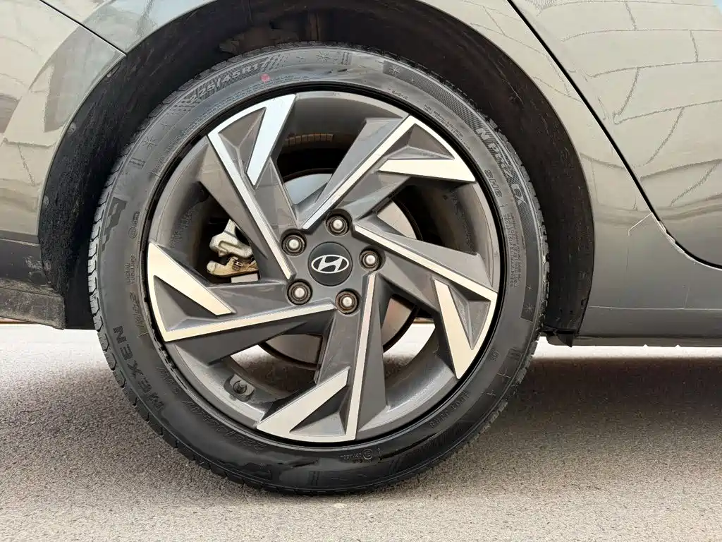 Hyundai Elantra, фото 18