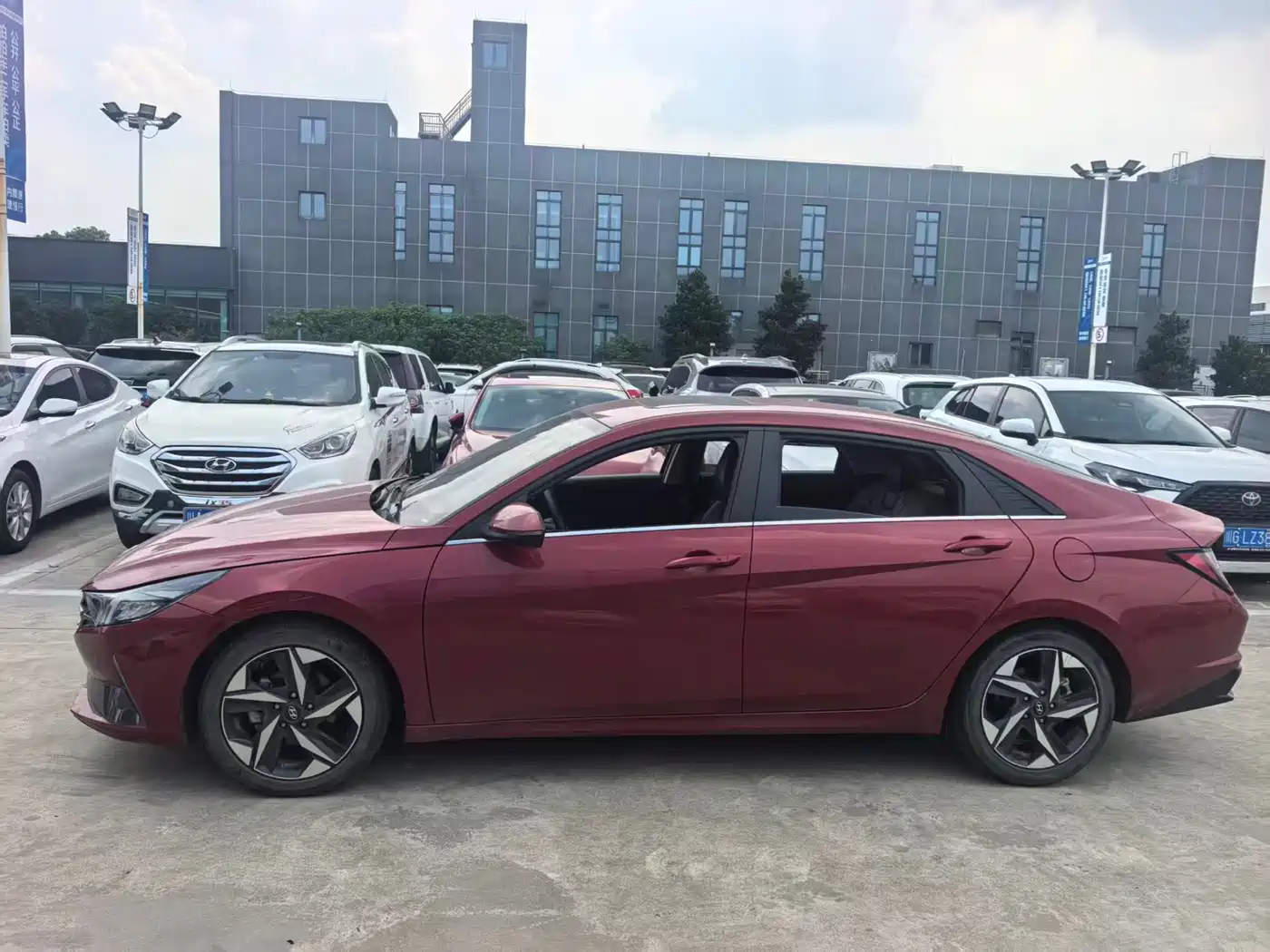 Hyundai Elantra, фото 2