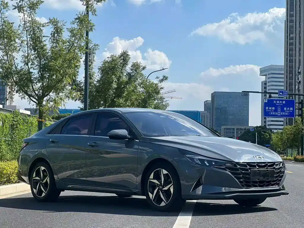 Hyundai Elantra, фото 3