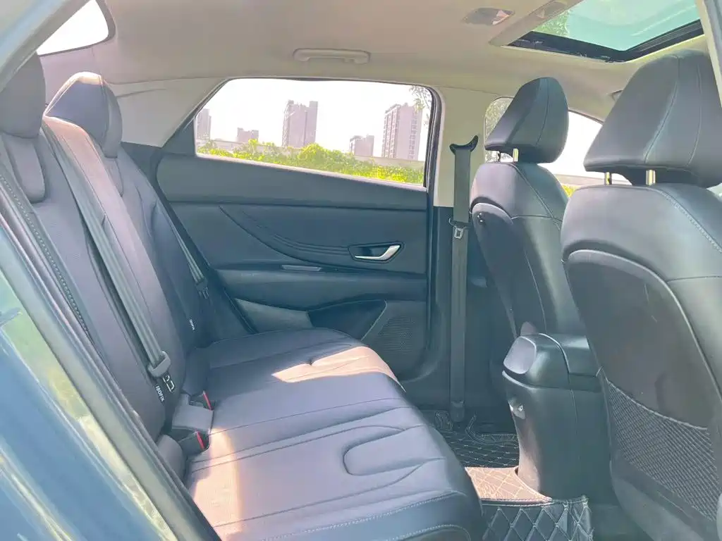 Hyundai Elantra, фото 5