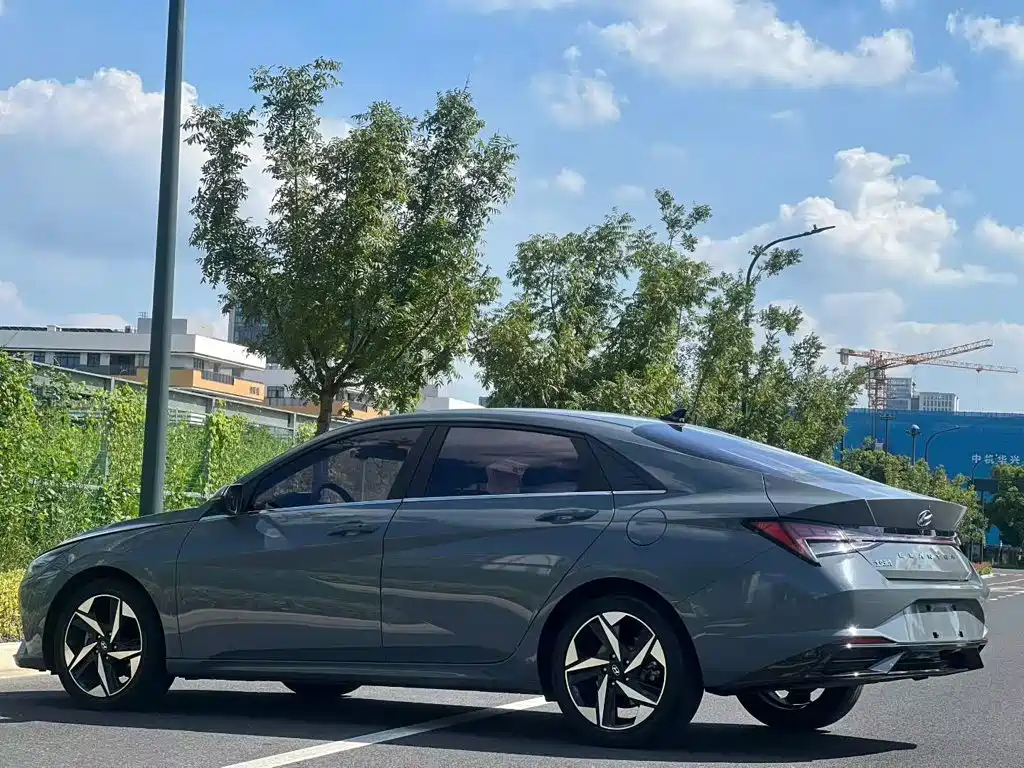 Hyundai Elantra, фото 9