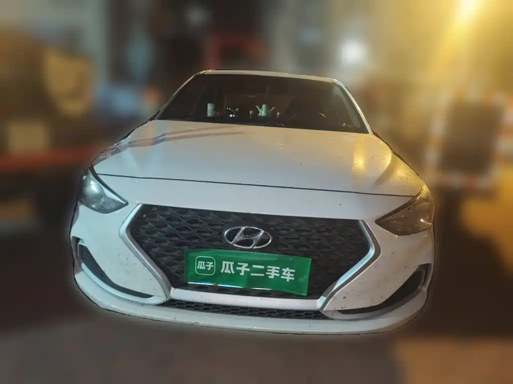 Hyundai Elantra, фото 2