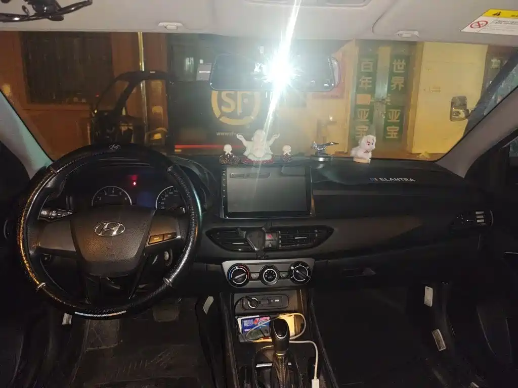 Hyundai Elantra, фото 6