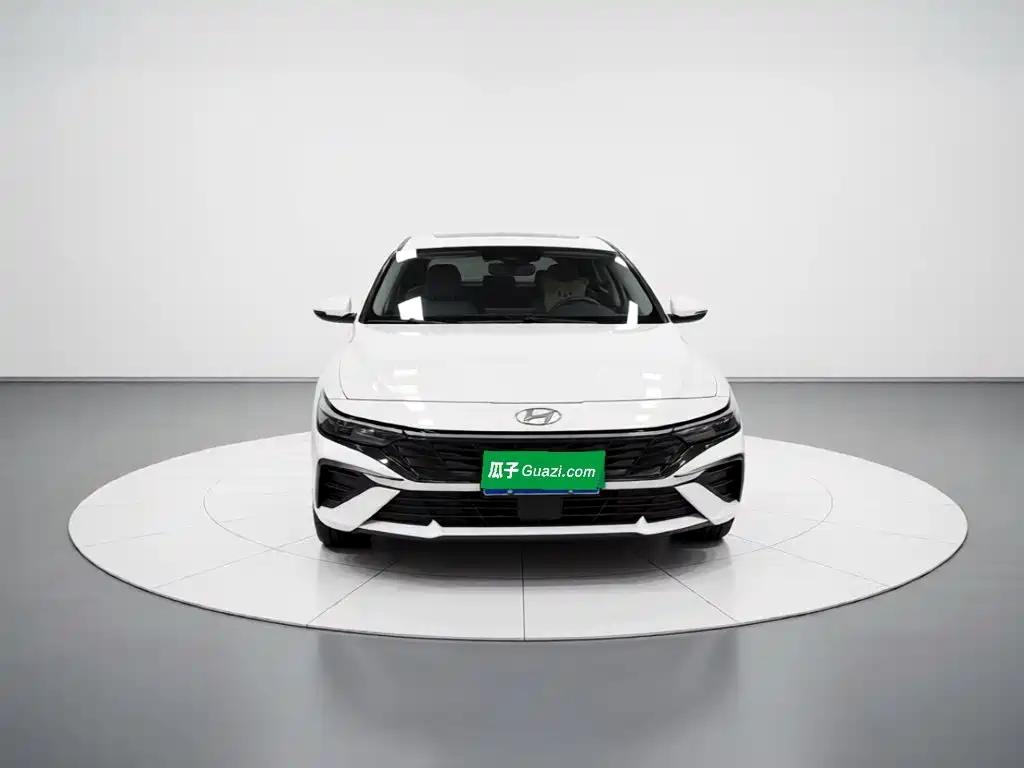 Hyundai Elantra, фото 2