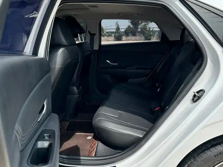 Hyundai Elantra, фото 6