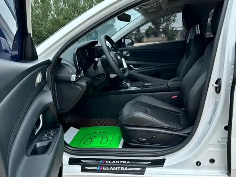 Hyundai Elantra, фото 22