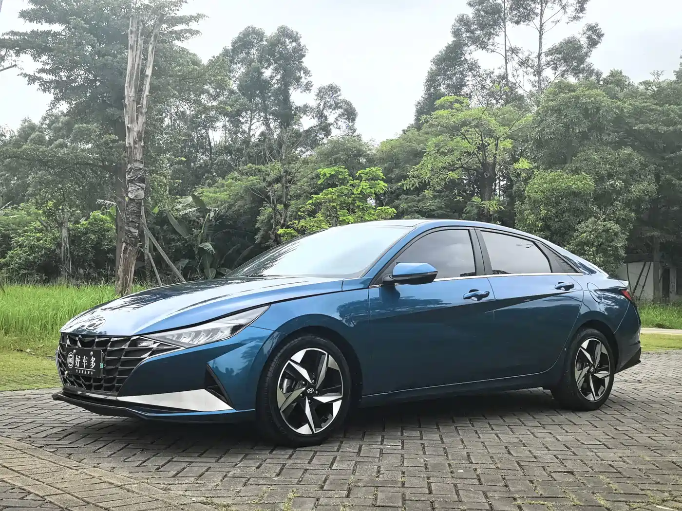Hyundai Elantra, фото 1