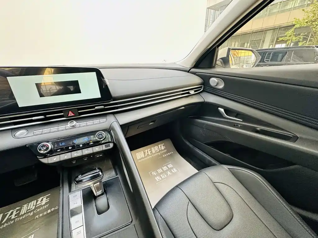 Hyundai Elantra, фото 4