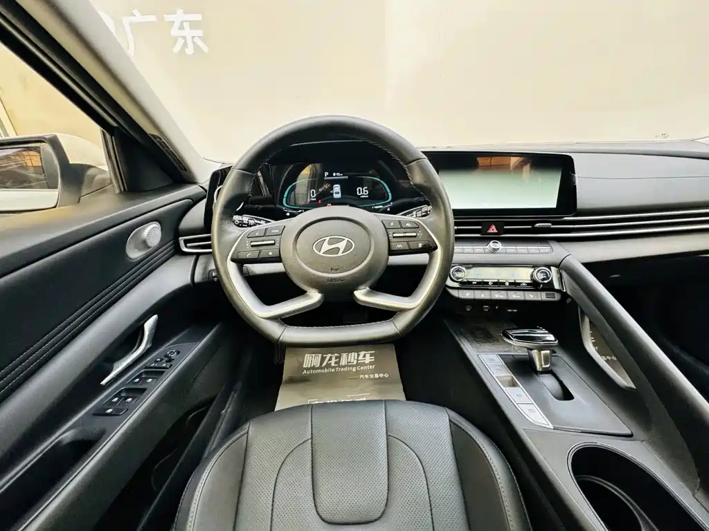 Hyundai Elantra, фото 5