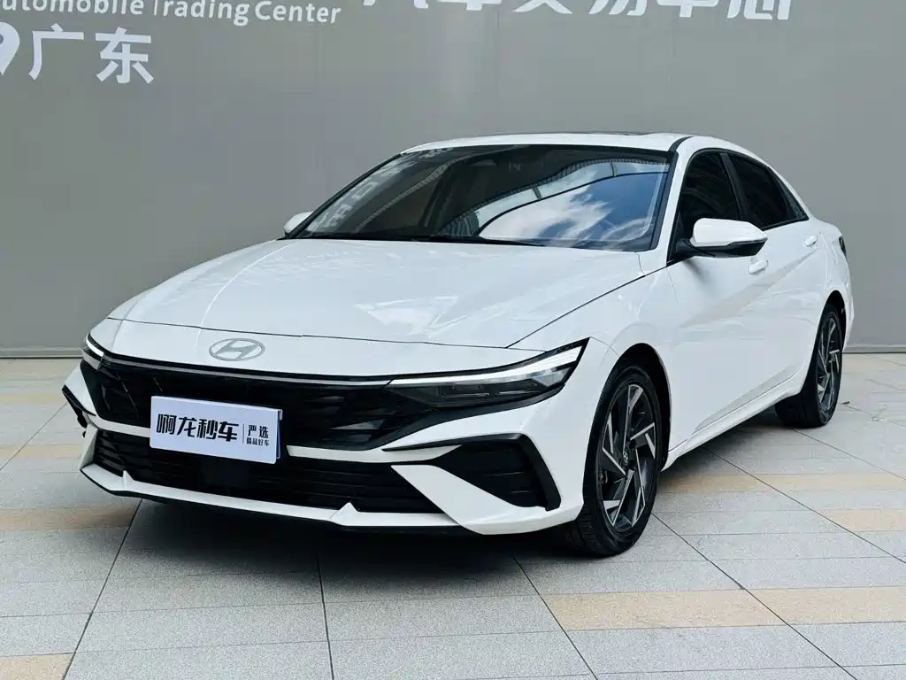 Hyundai Elantra, фото 9