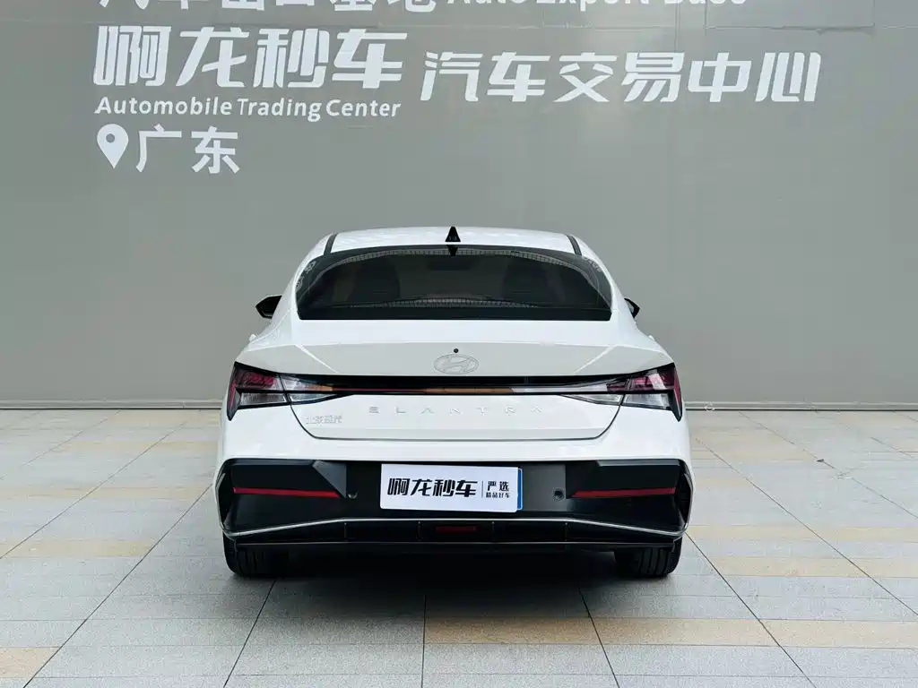Hyundai Elantra, фото 17