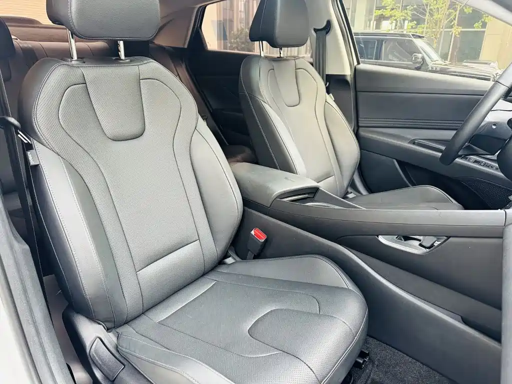 Hyundai Elantra, фото 19