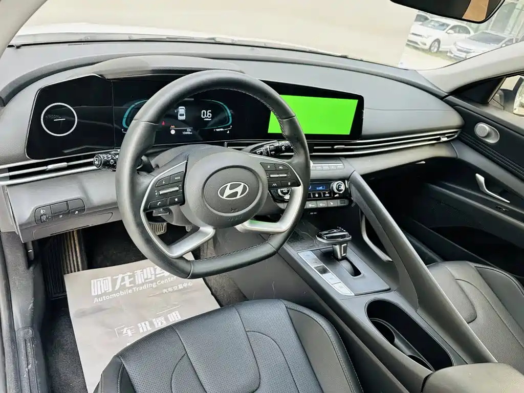 Hyundai Elantra, фото 20