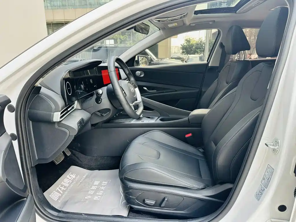 Hyundai Elantra, фото 22