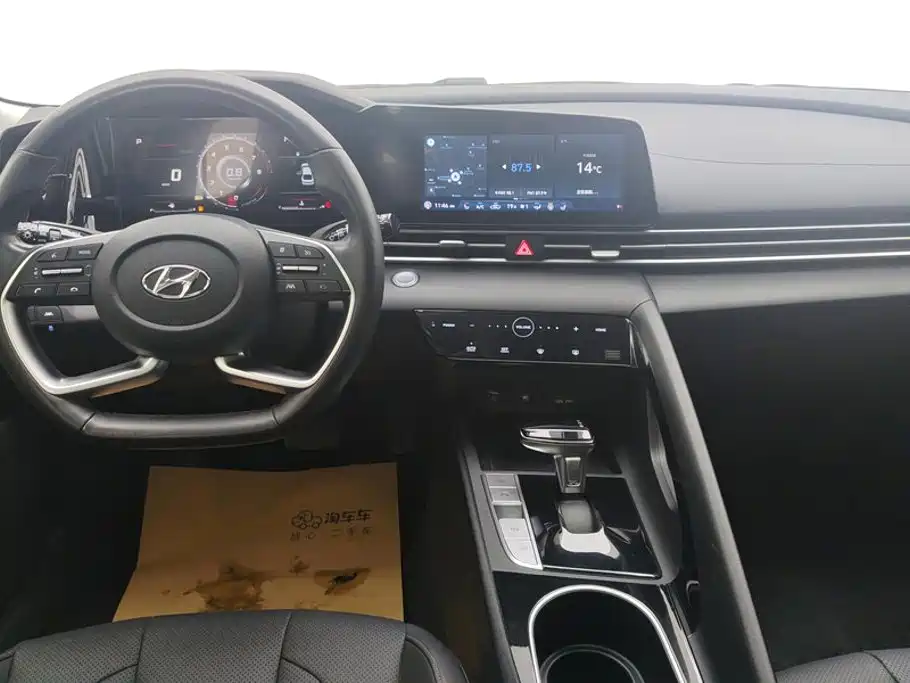 Hyundai Elantra, фото 4