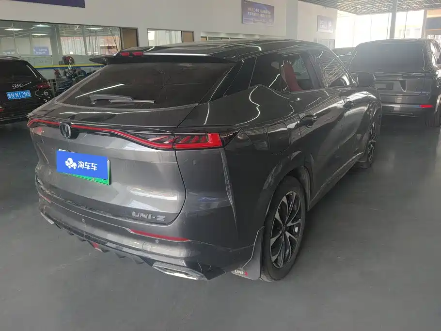 Changan UNI-Z EV, фото 9