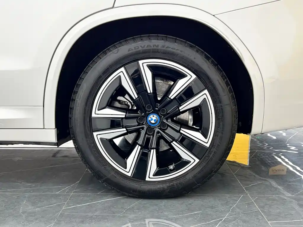 BMW iX3, фото 18