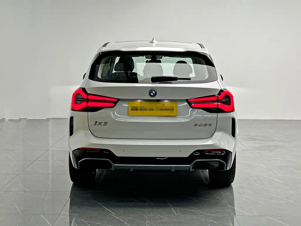 BMW iX3, фото 20