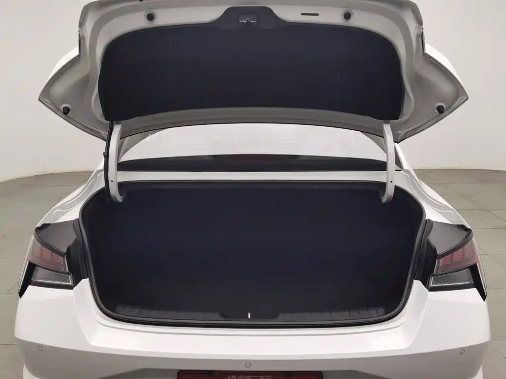 Hyundai Elantra, фото 8
