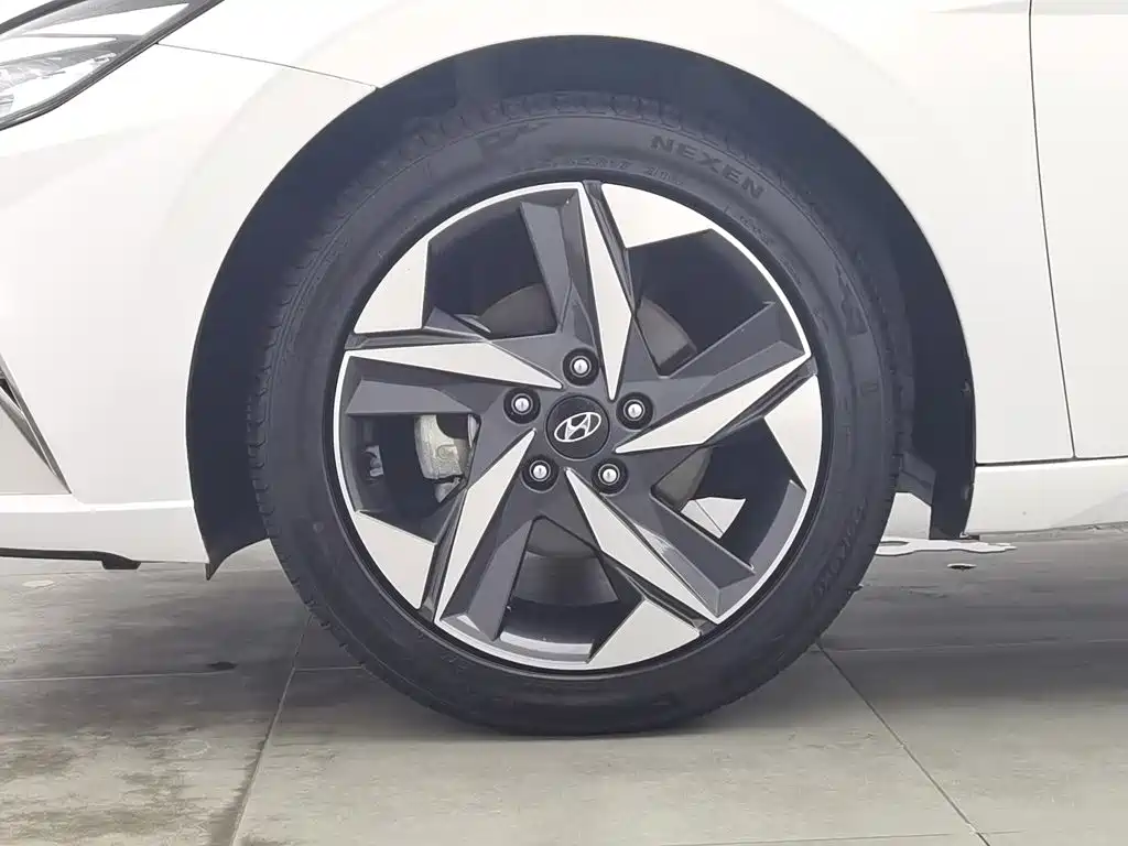 Hyundai Elantra, фото 9