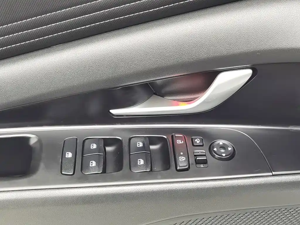 Hyundai Elantra, фото 23