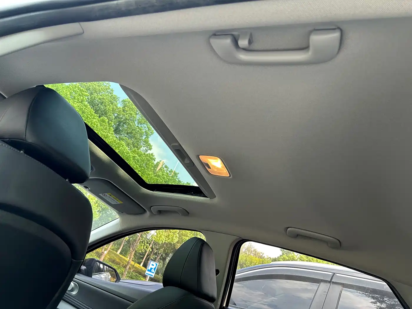 Hyundai Elantra, фото 11