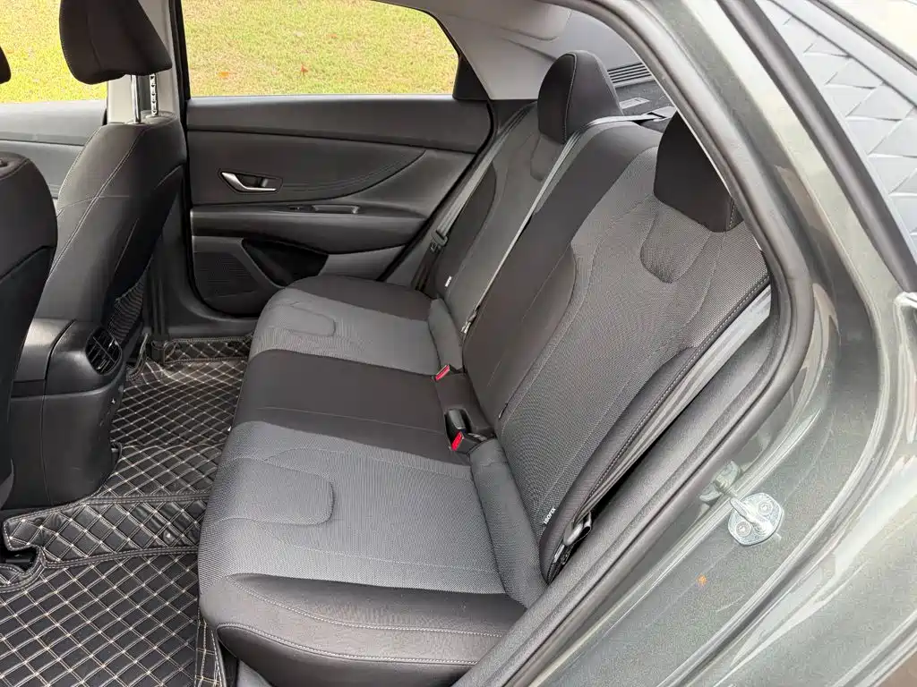 Hyundai Elantra, фото 4