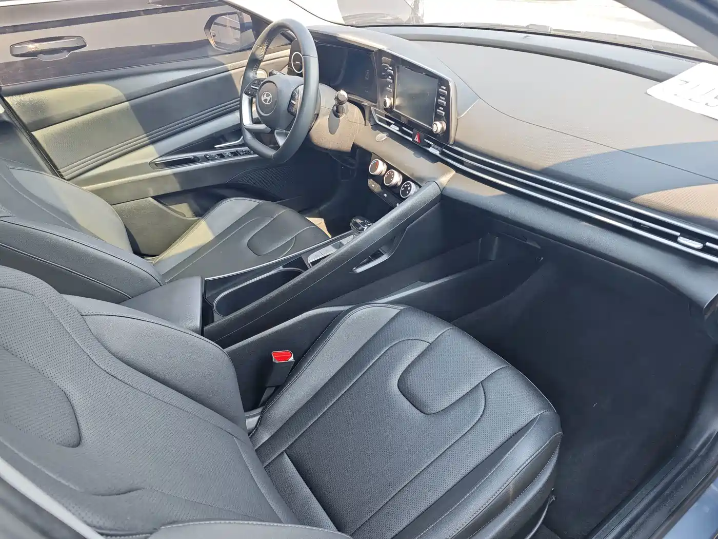 Hyundai Elantra, фото 4