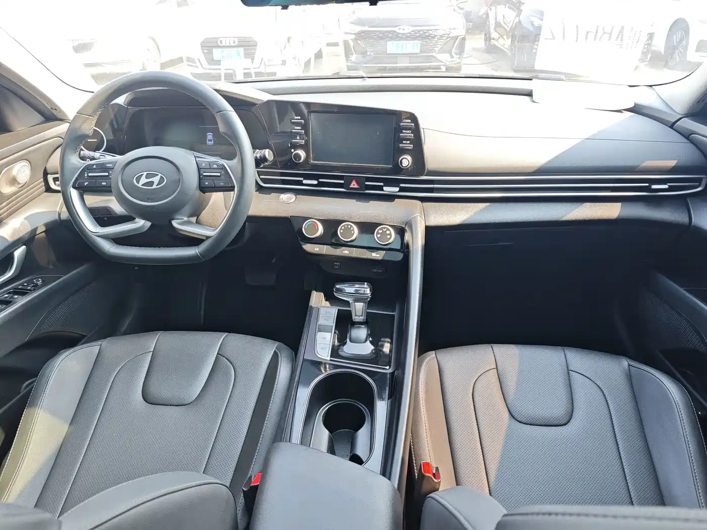 Hyundai Elantra, фото 12