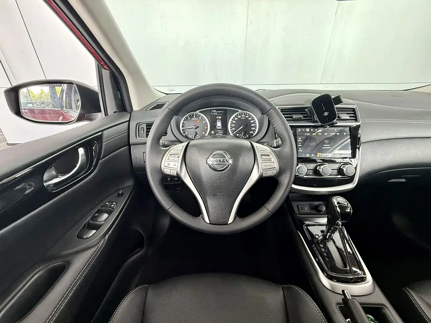 Nissan Tiida, фото 12