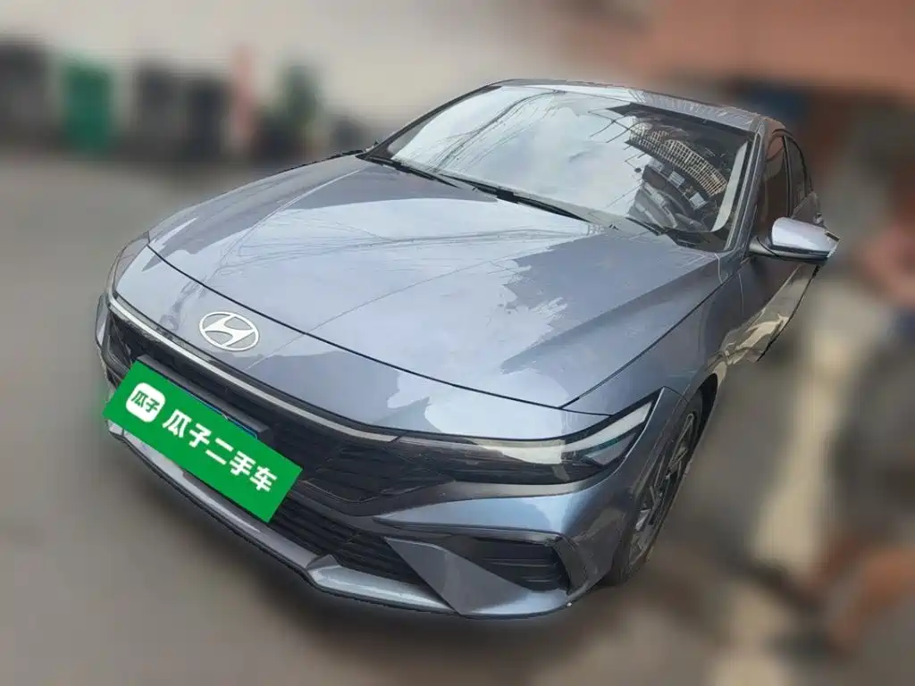 Hyundai Elantra, фото 1