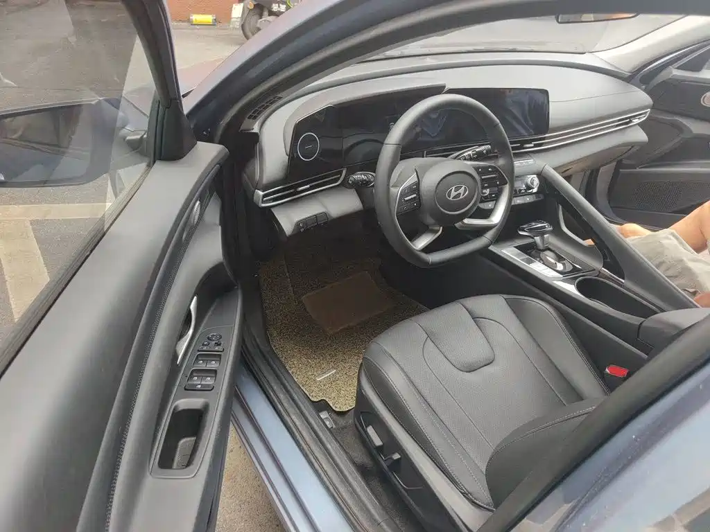 Hyundai Elantra, фото 9